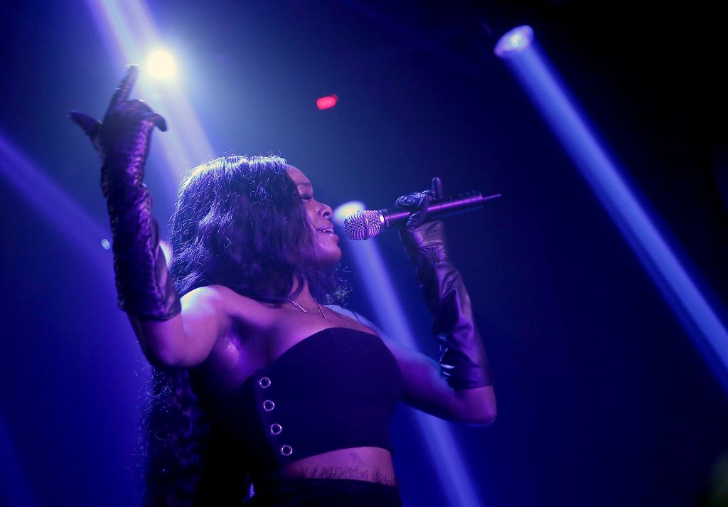 Azealia Banks odkopała i ugotowała w garnku zwłoki kota. Tak, serio